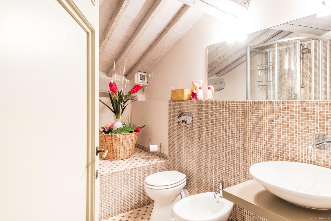 Tornese With Private Parking And Terrace Apartment ลุคคา ภายนอก รูปภาพ